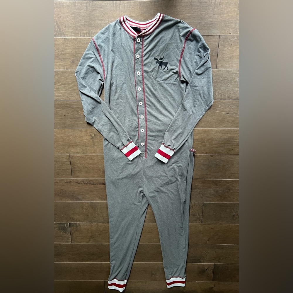 Fammy Jammies Gray and Red Pajama Onesie unisex size XS
